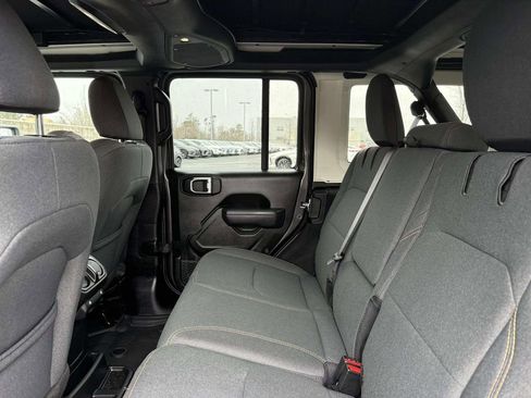 Used 2025 Jeep Wrangler Unlimited Sport S 4xe w/ Convenience Group image 17