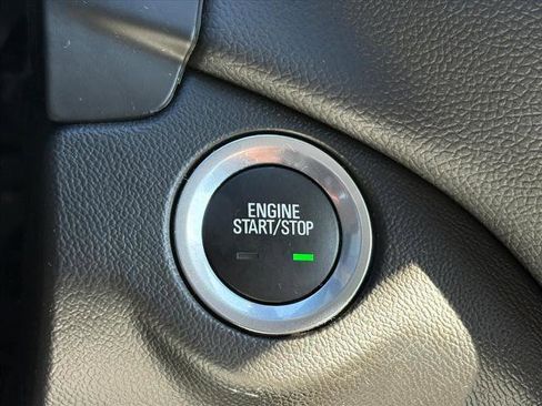 Certified 2023 Chevrolet Equinox LT w/ LPO, Floor Liner Package image 17