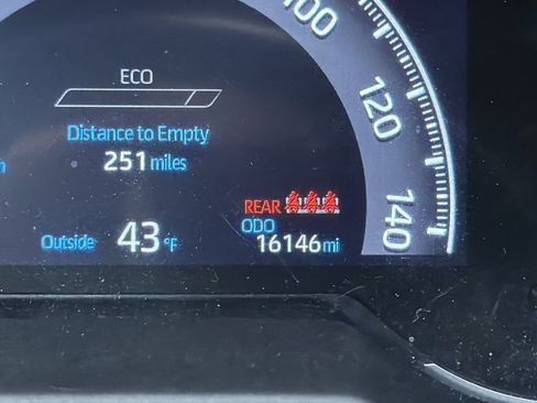 Certified 2023 Toyota RAV4 LE image 23