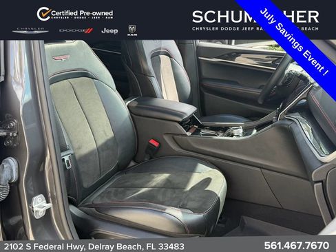 Used 2022 Jeep Grand Cherokee Trailhawk AWD/4WD image 21