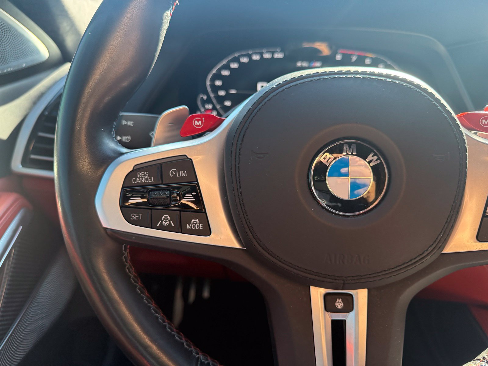 Used 2021 BMW X6 M w/ Competition Package AWD/4WD image 18