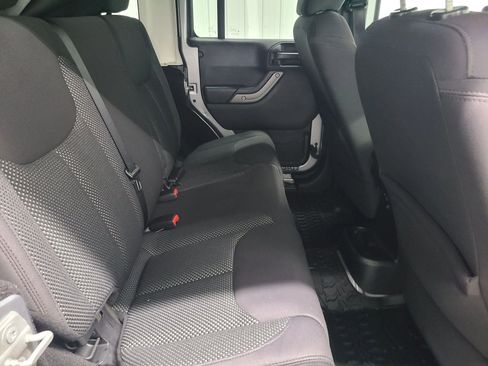 Used 2016 Jeep Wrangler Unlimited Sport image 39