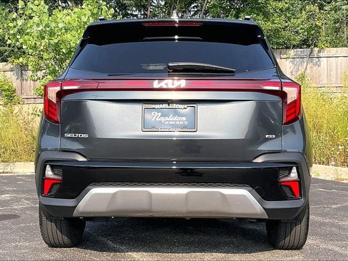 Used 2025 Kia Seltos S AWD/4WD image 4