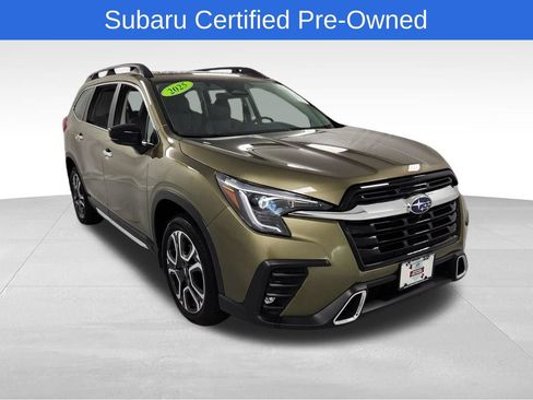 Used 2025 Subaru Ascent Touring AWD/4WD image 1