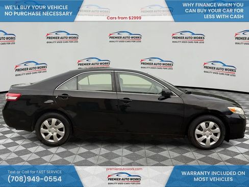 Used 2010 Toyota Camry LE FWD image 8