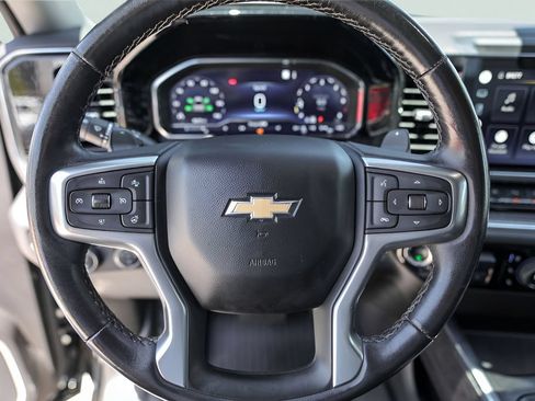 Used 2022 Chevrolet Silverado 1500 LTZ AWD/4WD image 15