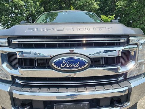 Used 2022 Ford F250 XLT AWD/4WD image 11