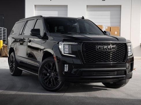 Used 2024 GMC Yukon XL SLT image 34