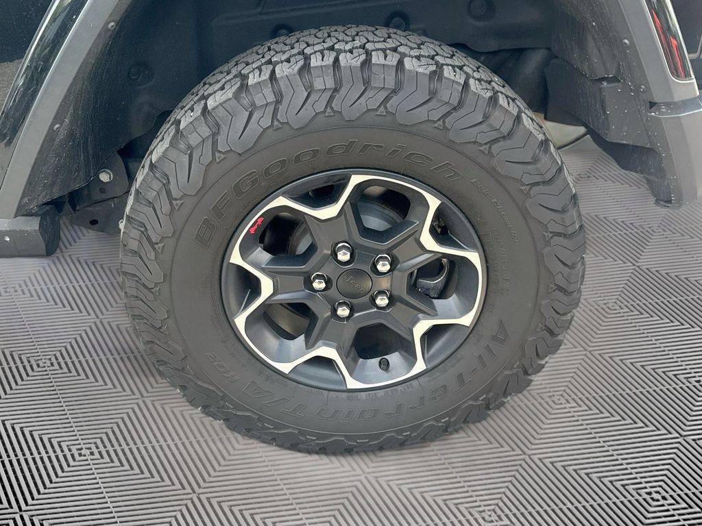 Certified 2023 Jeep Wrangler Rubicon w/ LED Lighting Group AWD/4WD image 35