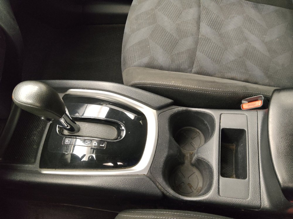 Used 2015 Nissan Rogue SV AWD/4WD image 26