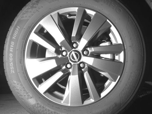 Used 2025 Nissan Pathfinder SV image 13