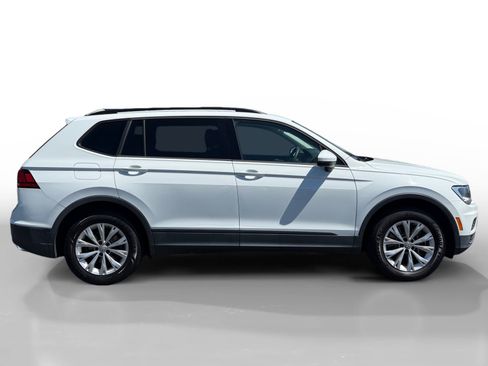 Used 2019 Volkswagen Tiguan S FWD image 6