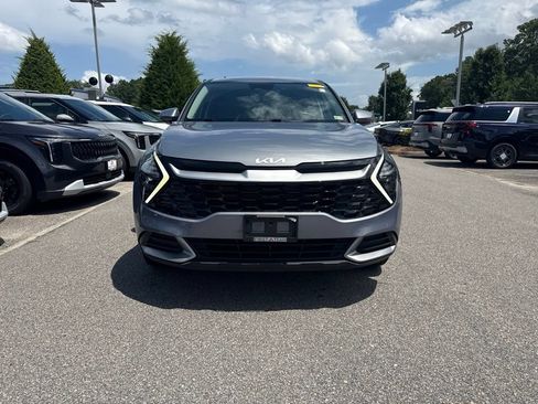 Used 2025 Kia Sportage EX FWD image 6