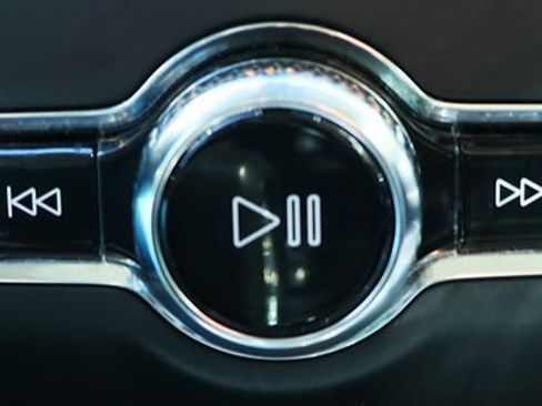 Used 2024 Volvo S60 B5 Core image 47