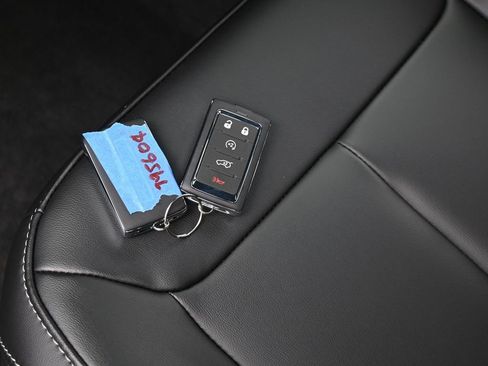 New 2026 Jeep Grand Cherokee Limited w/ Limited Altitude Package RWD image 19