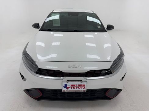 Used 2022 Kia Forte GT image 3