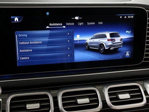 Certified 2026 Mercedes-Benz GLS 450 4MATIC image 19