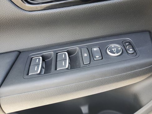 Used 2023 Honda CR-V EX-L image 22