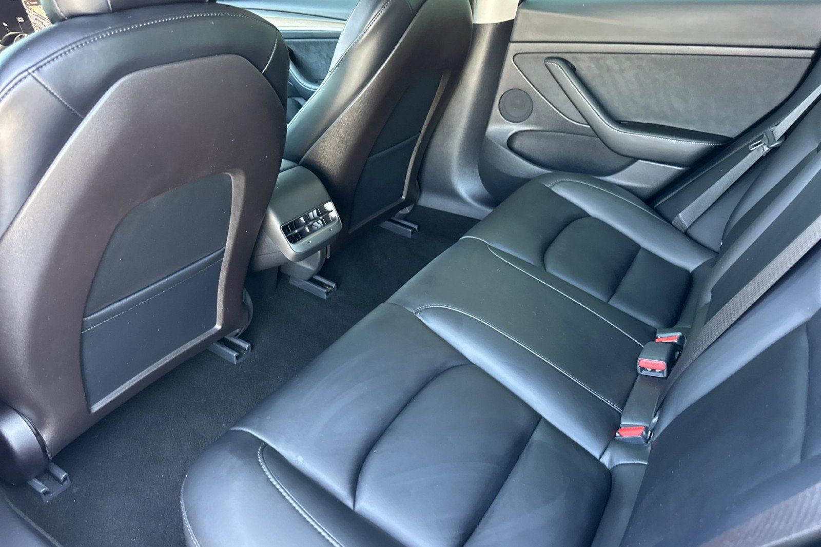 Used 2021 Tesla Model 3 Standard Range Plus RWD image 13
