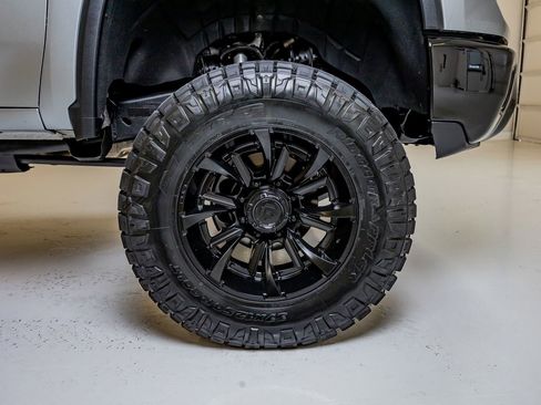 Used 2025 Chevrolet Silverado 2500 Custom w/ Custom Value Package AWD/4WD image 12