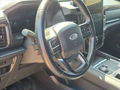 Certified 2022 Ford Expedition Max Platinum RWD image 10