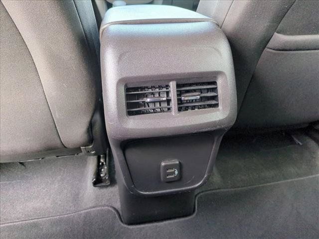 Used 2023 Chevrolet Equinox LS w/ LS Convenience Package FWD image 16