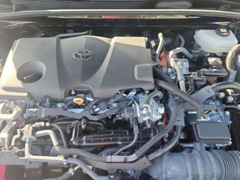 Used 2025 Toyota Camry LE FWD image 33