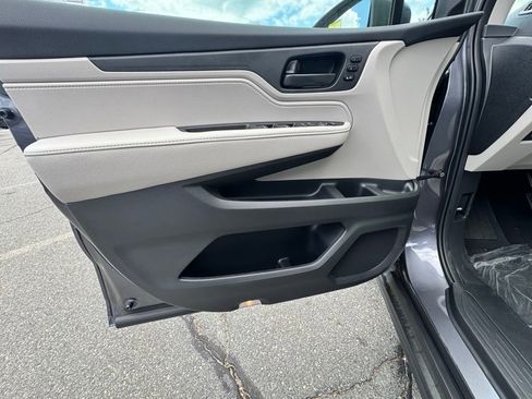 New 2026 Honda Odyssey EX-L image 13
