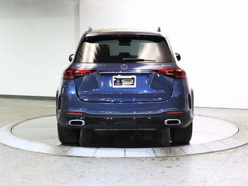 Used 2024 Mercedes-Benz GLE 450 4MATIC w/ AMG Line Exterior image 11