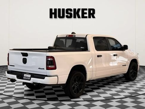 Used 2024 RAM 1500 Laramie AWD/4WD image 9