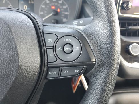 Used 2023 Toyota Corolla LE FWD image 21