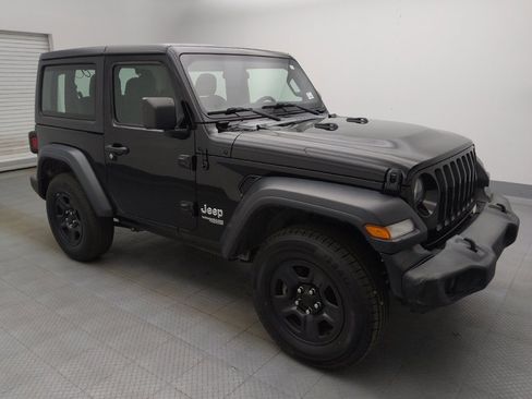Used 2019 Jeep Wrangler Sport AWD/4WD image 13