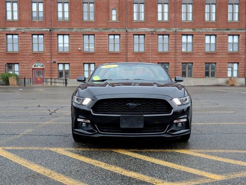 Used 2015 Ford Mustang Premium image 35