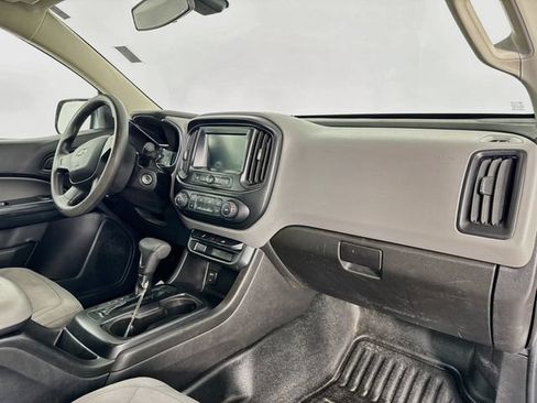 Used 2018 Chevrolet Colorado W/T RWD image 25