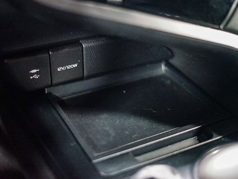 Used 2019 Toyota Camry LE image 25