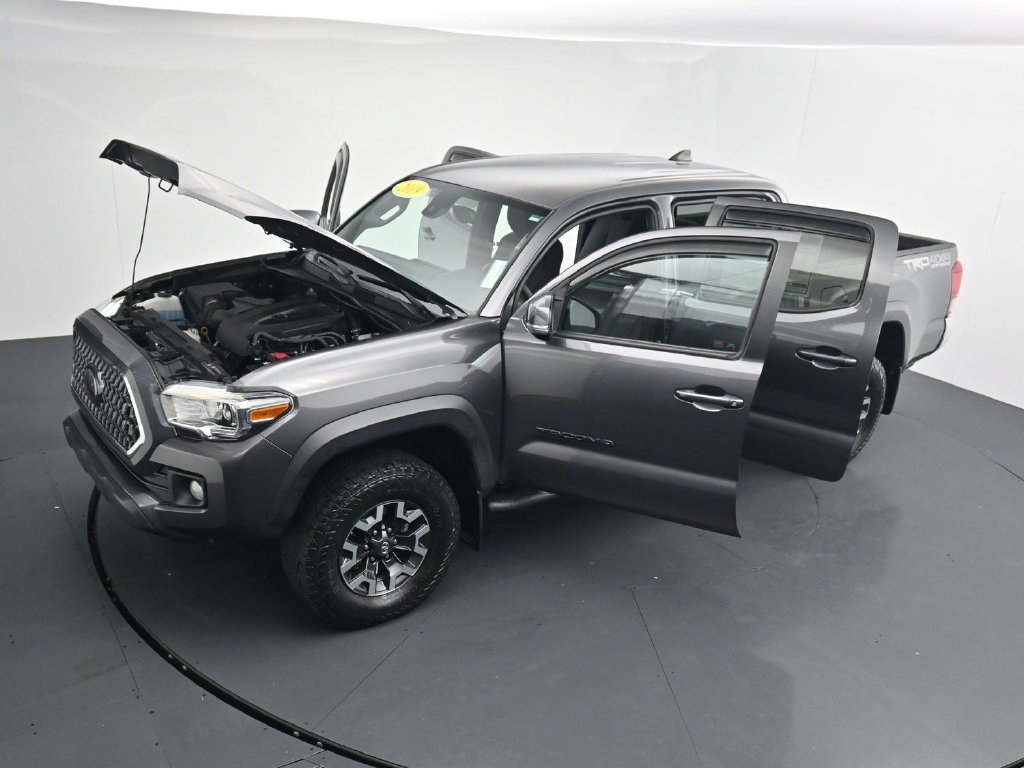 Used 2019 Toyota Tacoma TRD Off-Road AWD/4WD image 40