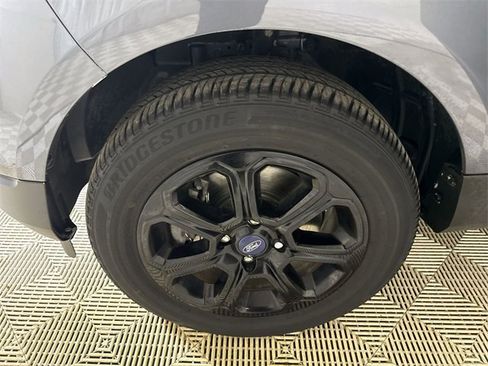 Used 2019 Ford EcoSport SE w/ SE Convenience Package image 22