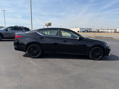 New 2026 Nissan Altima 2.5 SV image 9