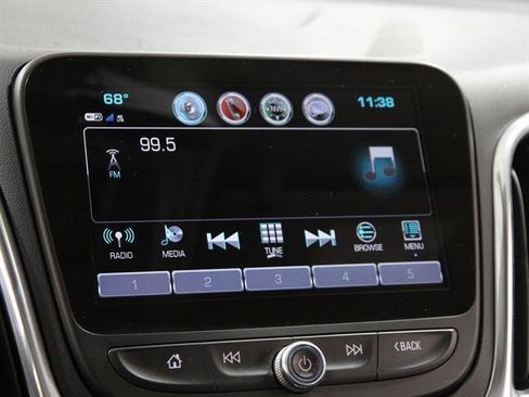 Used 2018 Chevrolet Equinox LT w/ Sun & Infotainment Package image 10