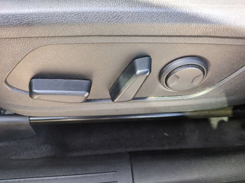 Used 2022 Kia Sorento S FWD image 14