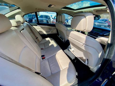 Used 2011 BMW 528i Sedan image 10