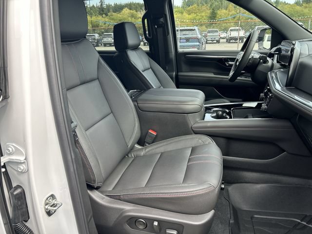 New 2026 Chevrolet Suburban RST w/ Comfort Package AWD/4WD image 29