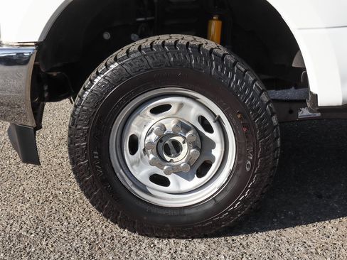 Used 2019 Ford F250 XL w/ Power Equipment Group image 44