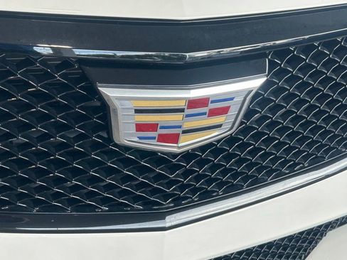 Used 2022 Cadillac CT4 V w/ Navigation Package image 18