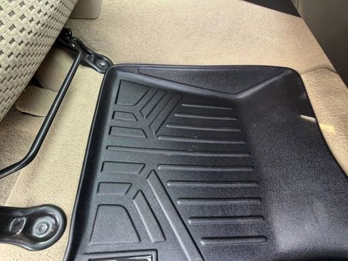 Used 2011 Toyota Tundra SR5 w/ Tow Pkg image 39