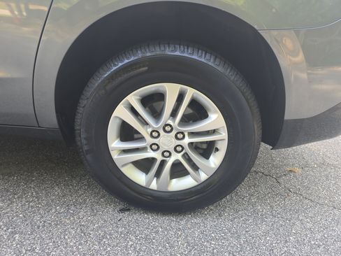 Used 2021 Buick Enclave Essence w/ LPO, Floor Liner Package AWD/4WD image 31