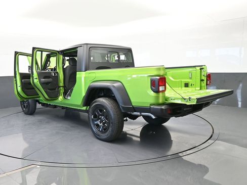 New 2026 Jeep Gladiator Sport image 69
