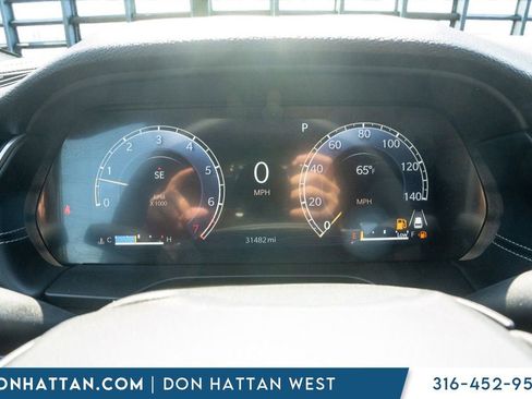 Used 2024 Jeep Grand Cherokee Laredo AWD/4WD image 6