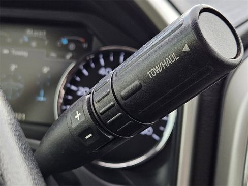 Certified 2017 Ford F250 Lariat w/ Chrome Package image 14