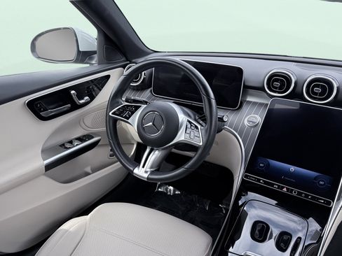 Used 2025 Mercedes-Benz C 300 Sedan image 52